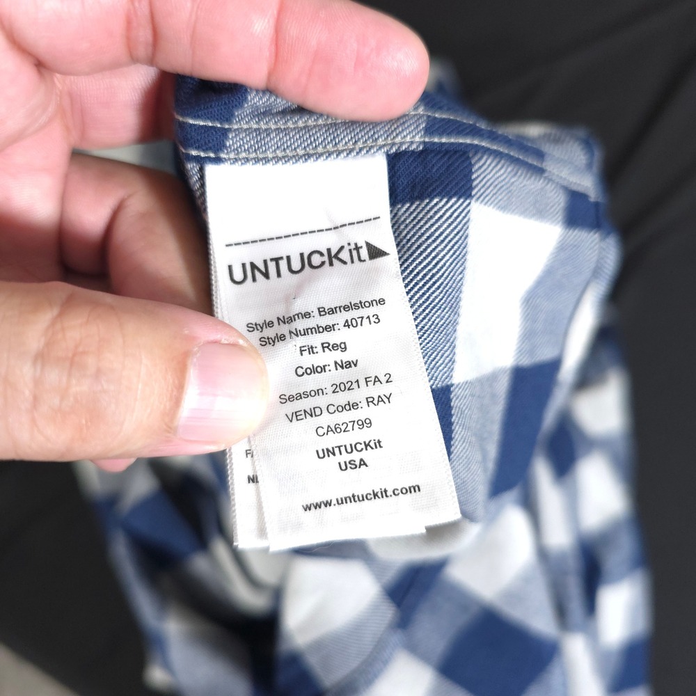 UNTUCKit Barrelstone Shirt Mens Medium Navy White Gingham Flannel 40713 Regular - Picture 8 of 11